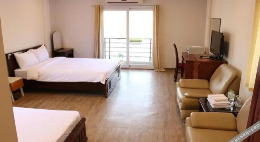 Bed in Dom's Residence & Hotel Hanoi