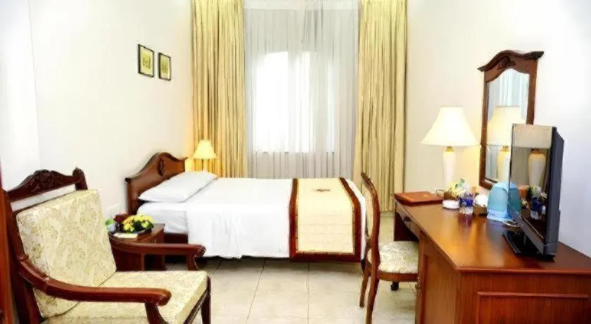 Bed in Tan Son Nhat Hotel