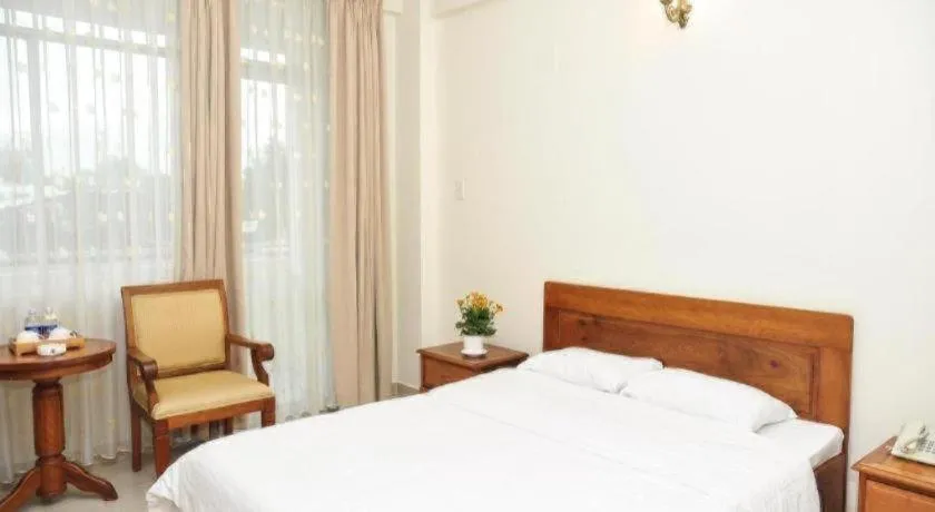 Bed in Tan Son Nhat Hotel