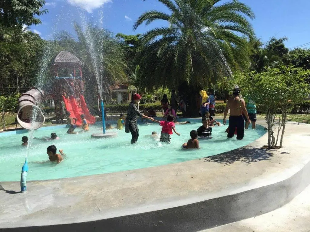 Ranong Resort & Laguna