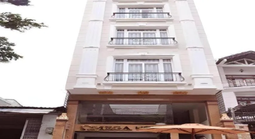 Omega Da Nang Beach Hotel