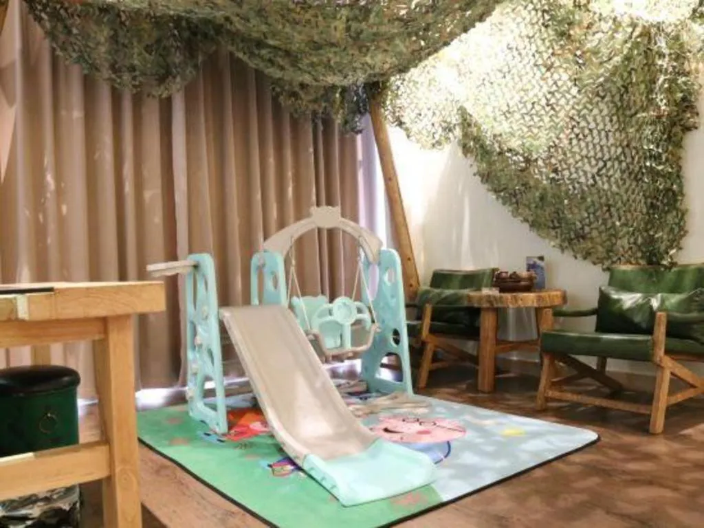 Huangma Holiday Nanhai Museum Hotel