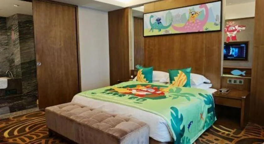 Bed in Wuhan Gleetour Hotel