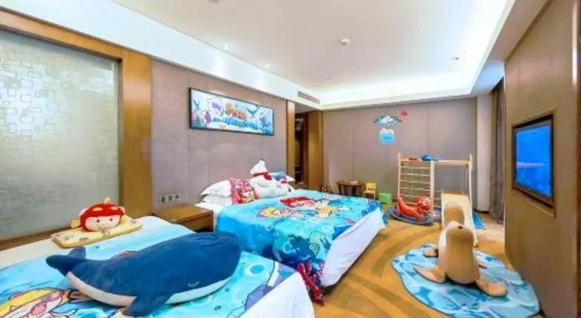Bed in Wuhan Gleetour Hotel