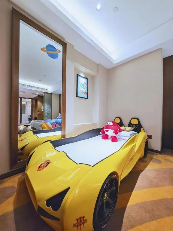 Bed in Wuhan Gleetour Hotel