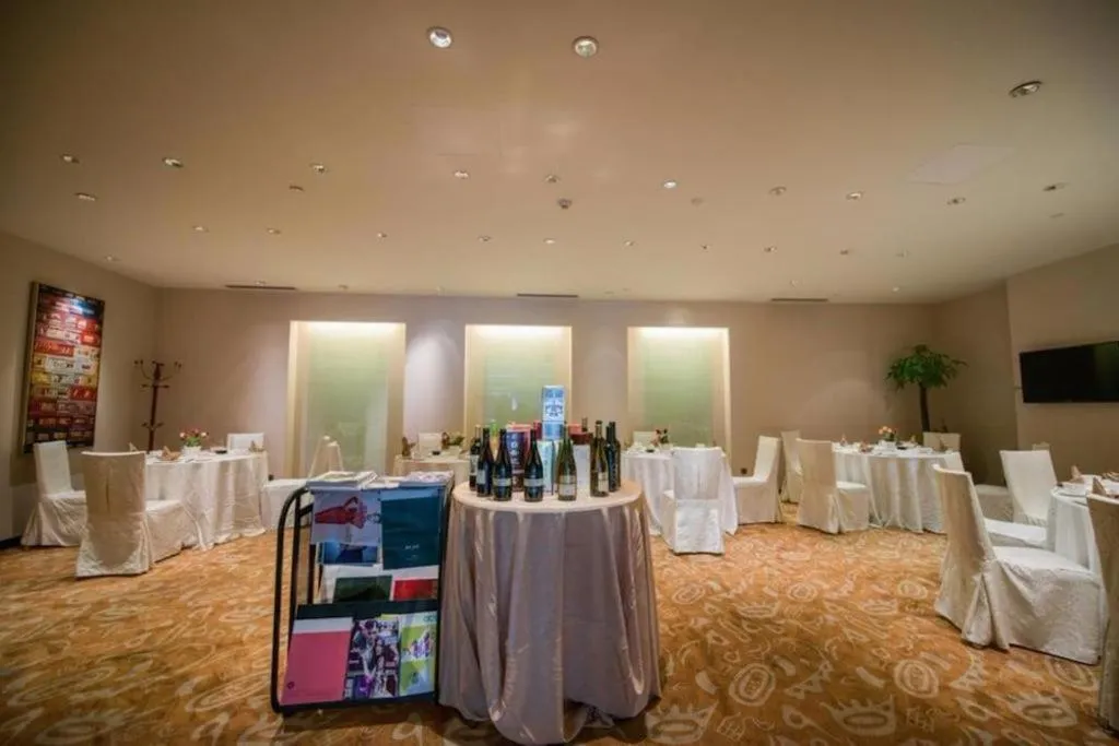 Wuhan Gleetour Hotel