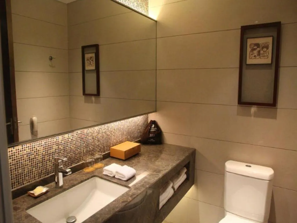 Wuhan Gleetour Hotel