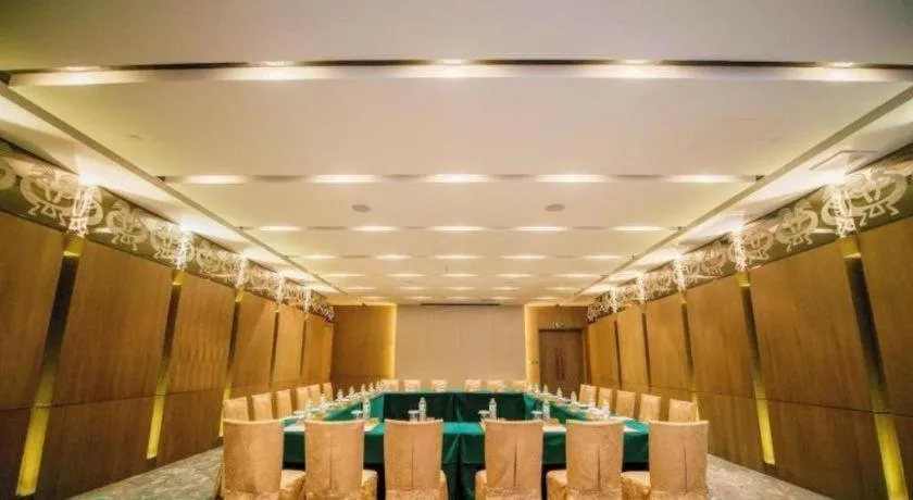 Wuhan Gleetour Hotel