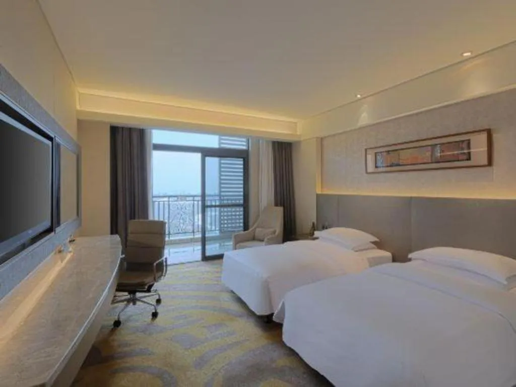 Bed in Wuhan Gleetour Hotel