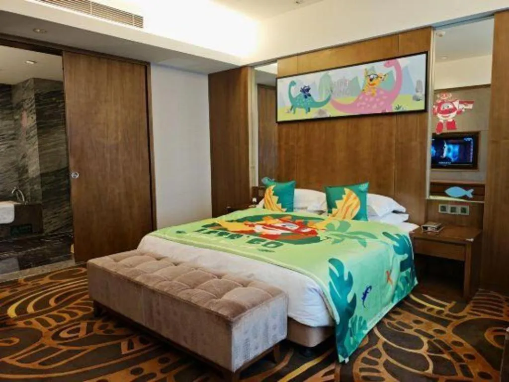 Bed in Wuhan Gleetour Hotel