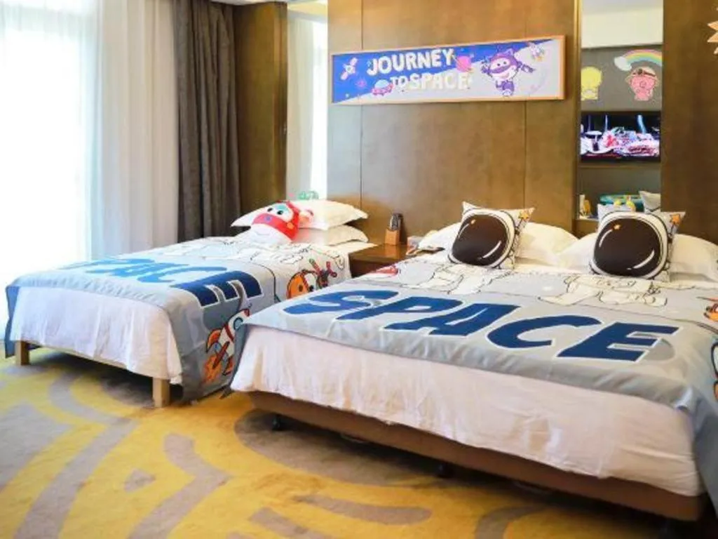 Bed in Wuhan Gleetour Hotel