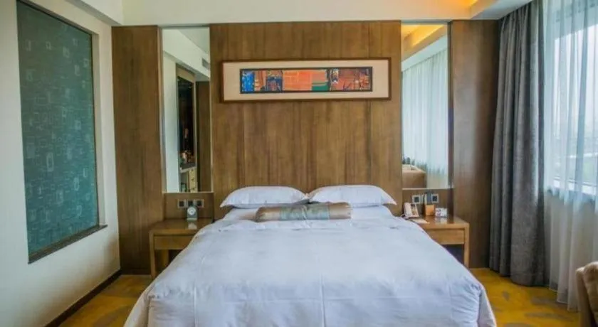 Bed in Wuhan Gleetour Hotel