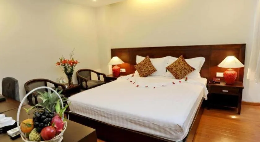 Bed in Hanoi Golden Hotel