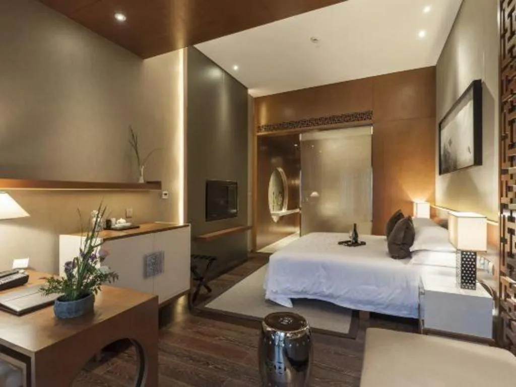 Bed in Pins De La Brume Hotel