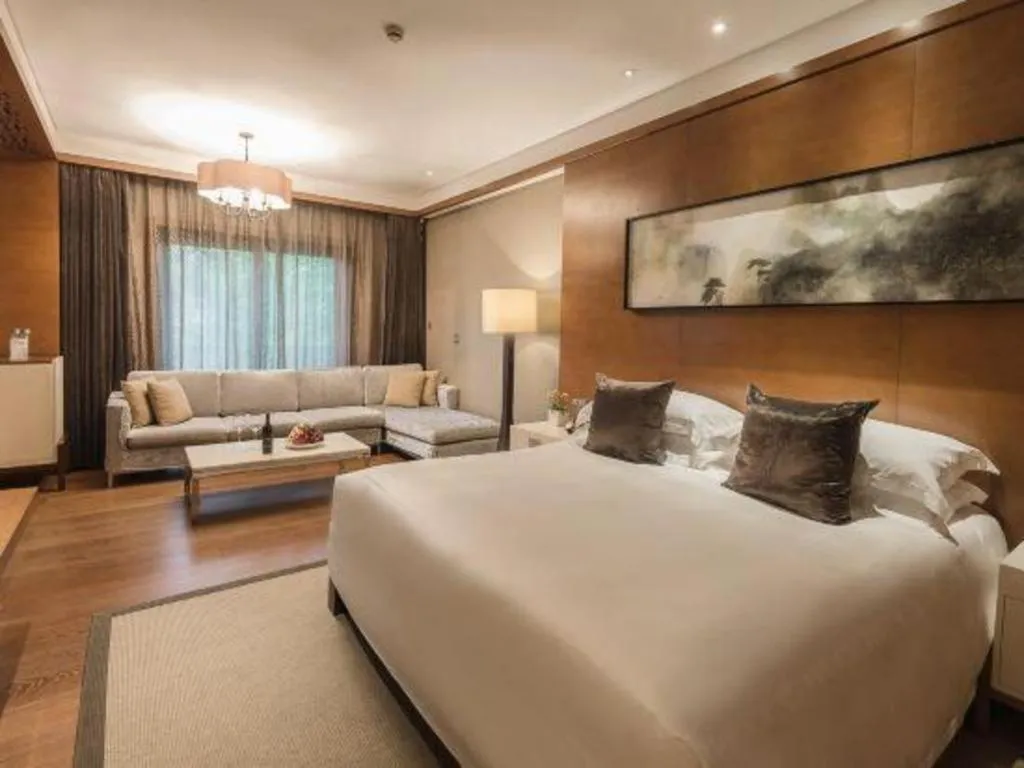 Bed in Pins De La Brume Hotel