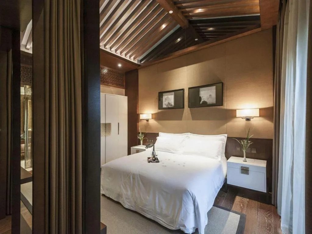 Bed in Pins De La Brume Hotel