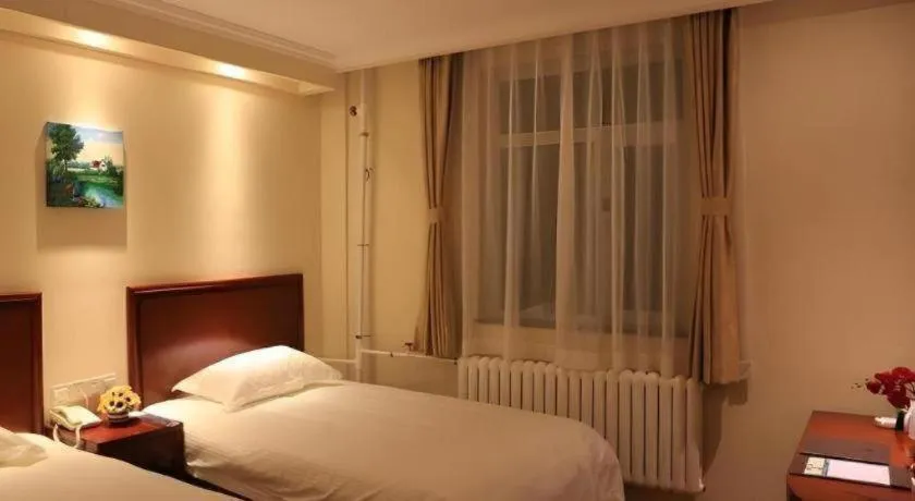 Bed in GreenTree Inn Beijing Fengtai Dongda Street Express Hotel