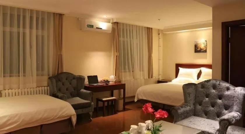 Bed in GreenTree Inn Beijing Fengtai Dongda Street Express Hotel