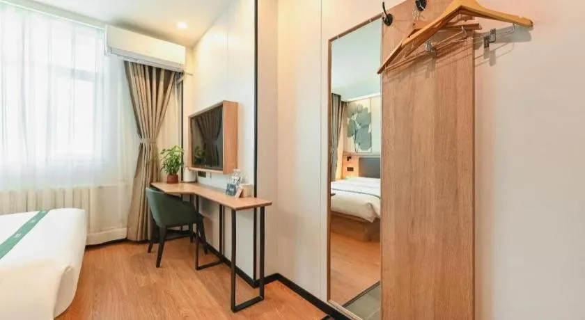 Bed in GreenTree Inn Beijing Fengtai Dongda Street Express Hotel