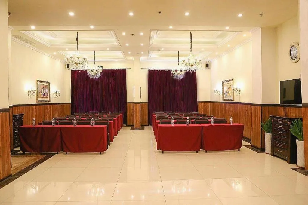 Anshan Camilla Business Hotel