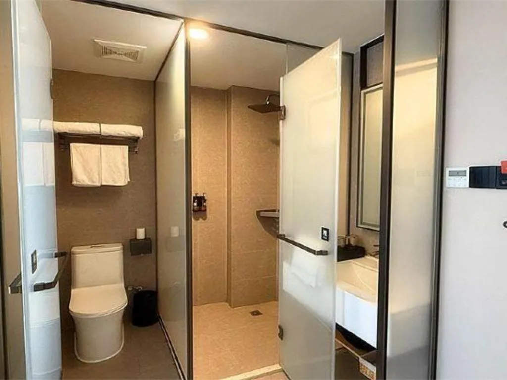 GreenTree Inn Guangzhou Panyu Bus Station Business Hotel