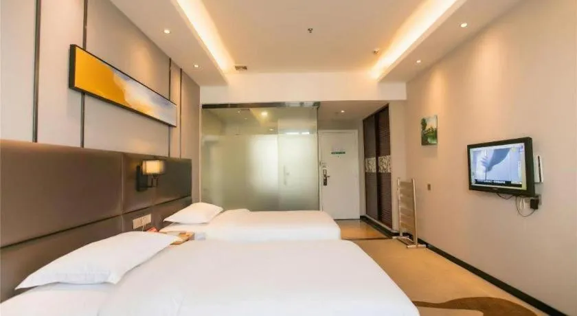 Bed in GreenTree Inn Guangzhou Panyu Bus Station Business Hotel