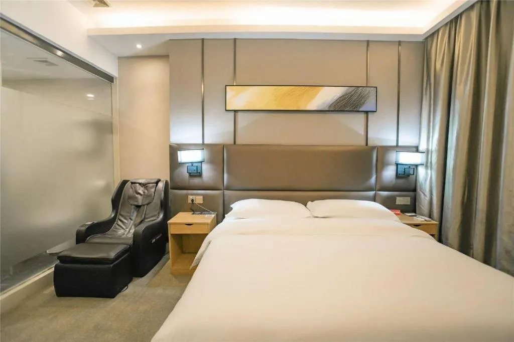 Bed in GreenTree Inn Guangzhou Panyu Bus Station Business Hotel