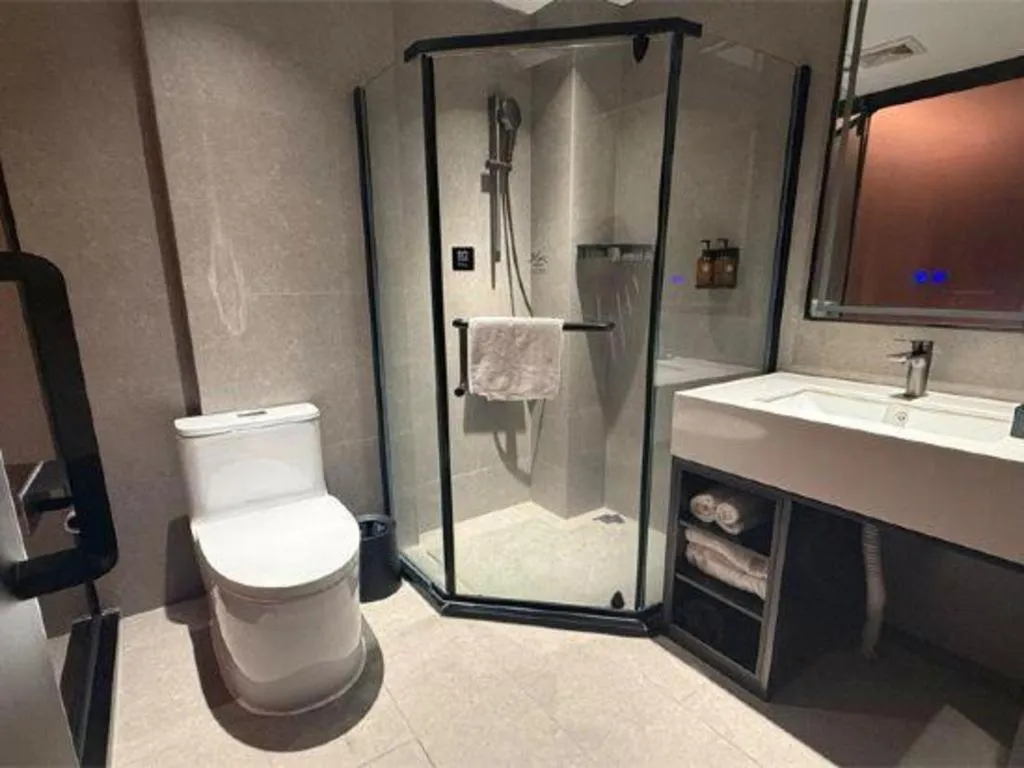 GreenTree Inn Guangzhou Panyu Bus Station Business Hotel