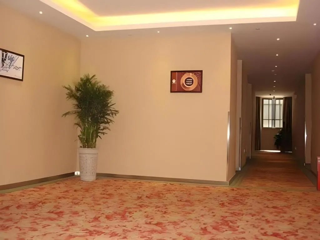 GreenTree Inn Guangzhou Panyu Bus Station Business Hotel