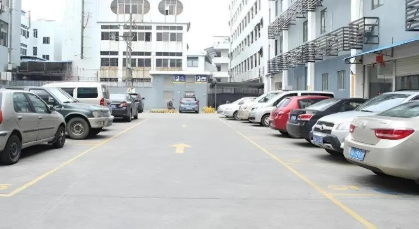 GreenTree Inn Guangzhou Panyu Bus Station Business Hotel