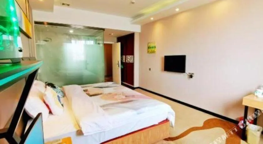 Bed in GreenTree Inn Guangzhou Panyu Bus Station Business Hotel