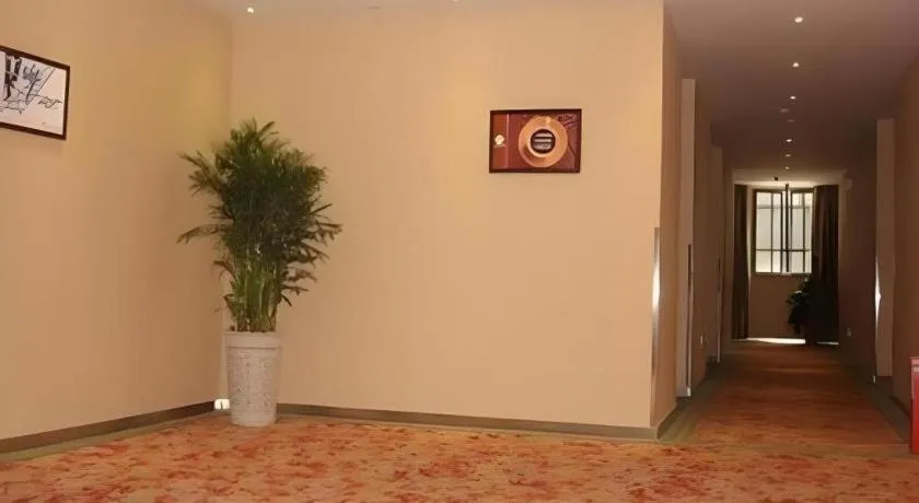 GreenTree Inn Guangzhou Panyu Bus Station Business Hotel