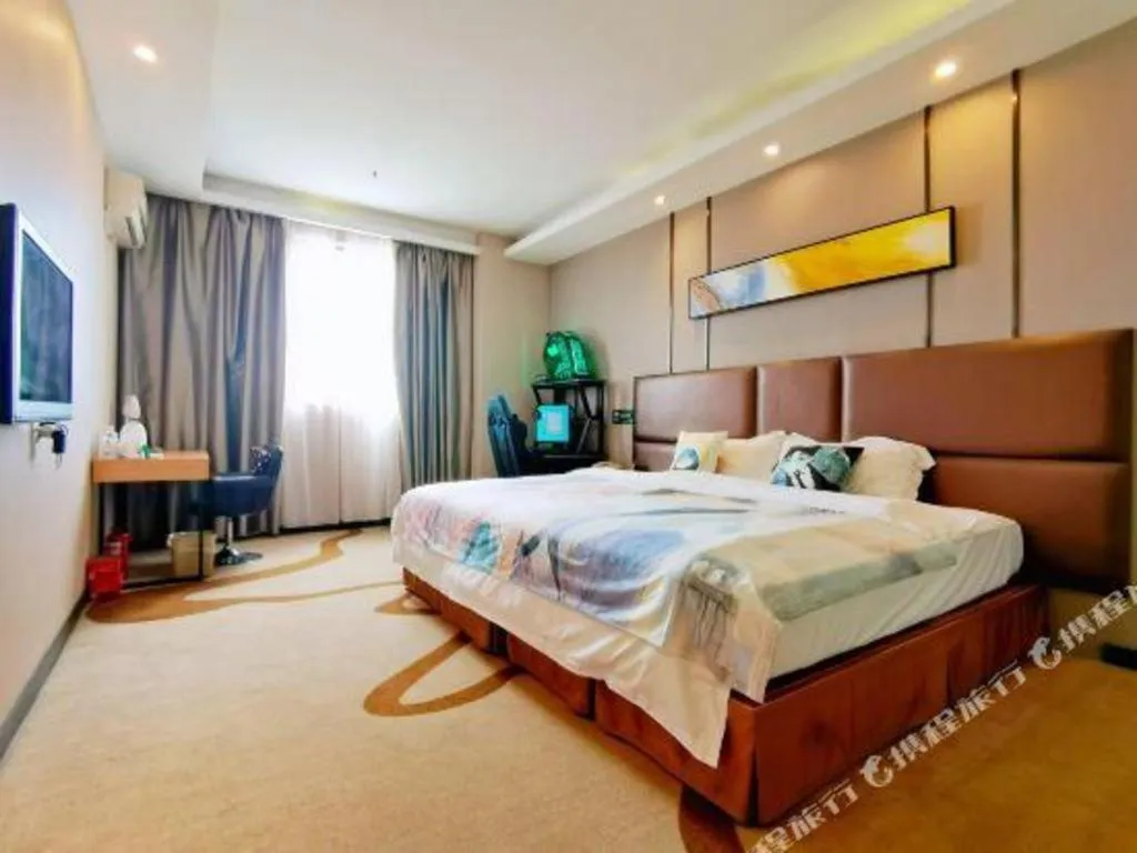 Bed in GreenTree Inn Guangzhou Panyu Bus Station Business Hotel