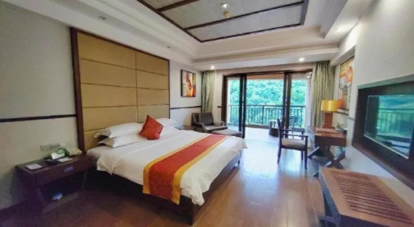 Bed in Grand Metro Park Bay Hotel