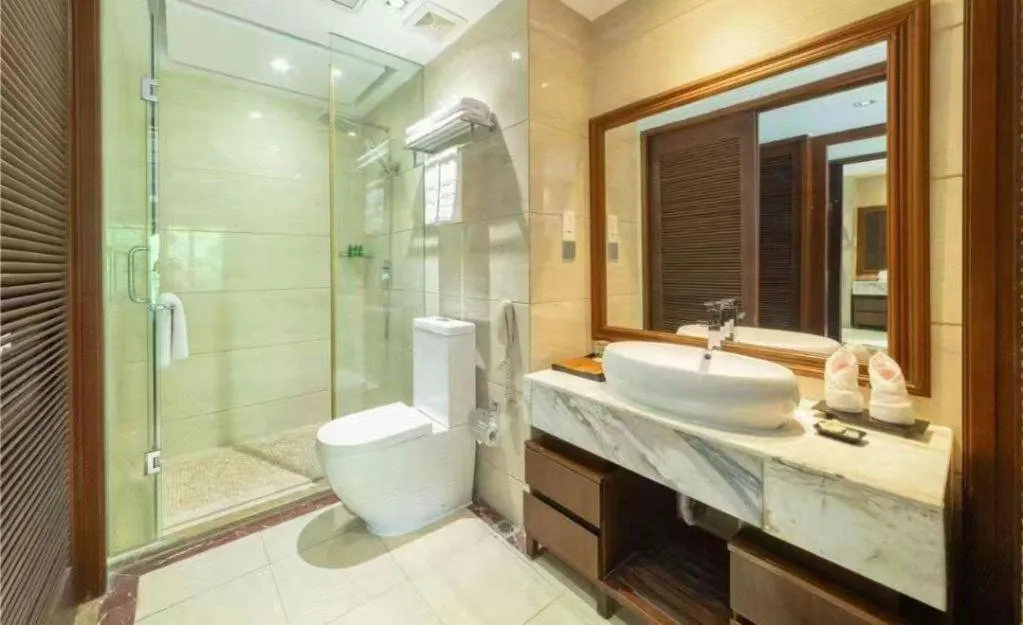 Grand Metro Park Bay Hotel