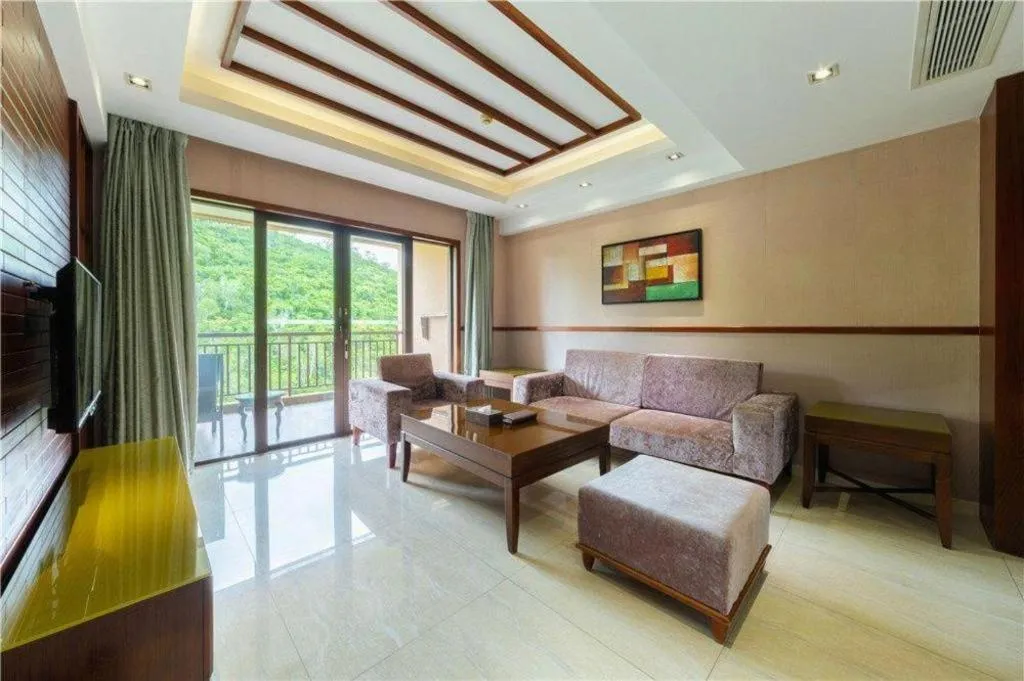 Grand Metro Park Bay Hotel