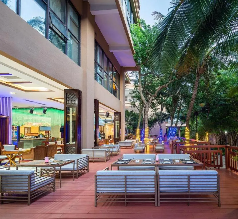 Grand Metro Park Bay Hotel