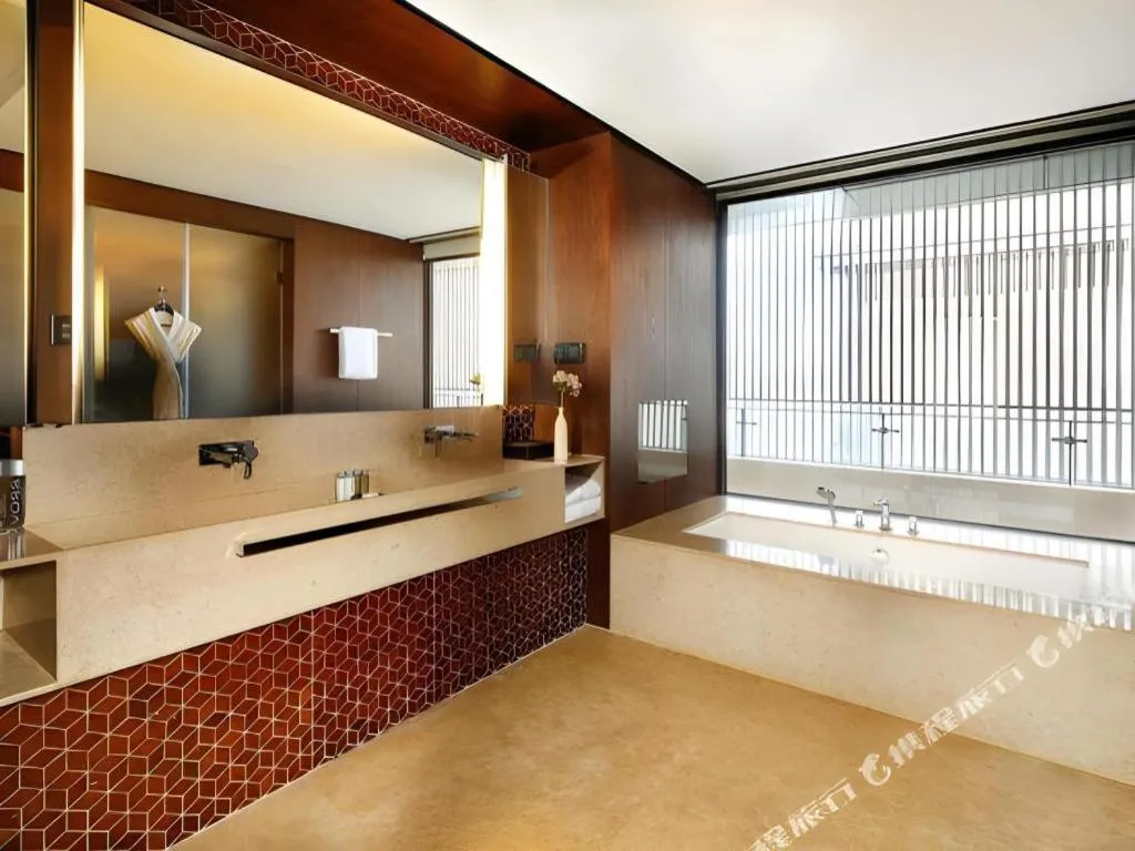 OCT Bay Breeze Hotel