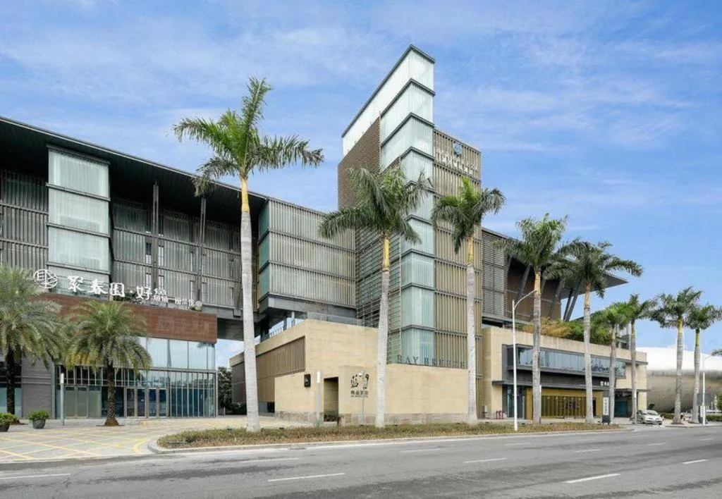 OCT Bay Breeze Hotel