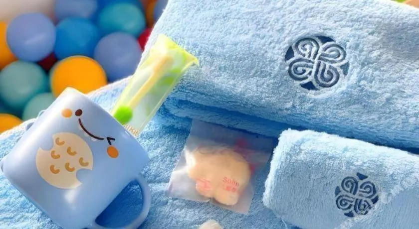 OCT Bay Breeze Hotel