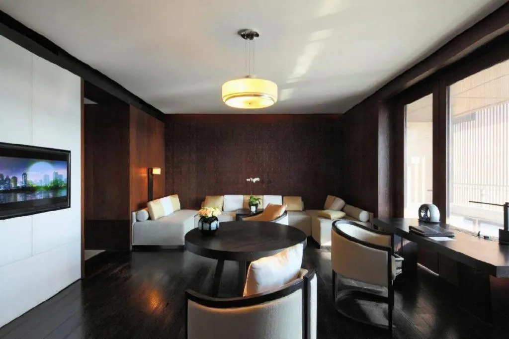 OCT Bay Breeze Hotel