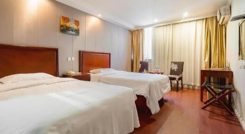 Bed in GreenTree Inn Wuxi Guangrui Road Hotel