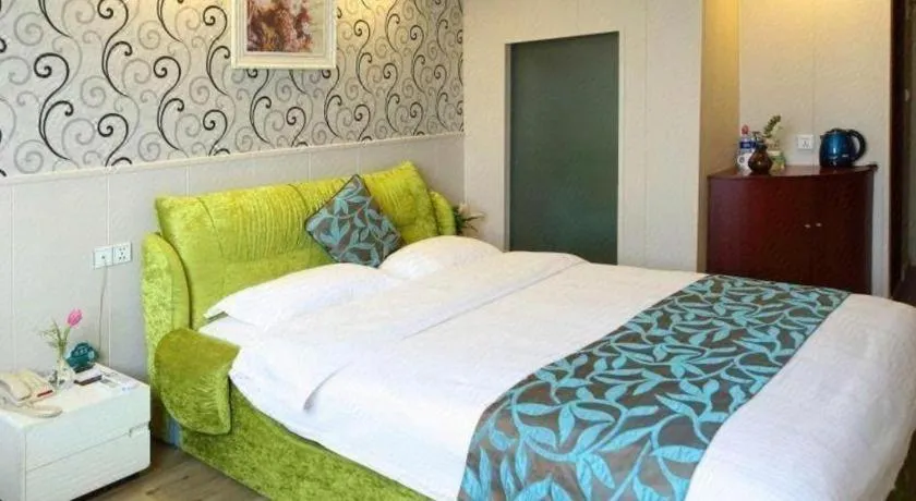 Bed in GreenTree Inn Wuxi Guangrui Road Hotel