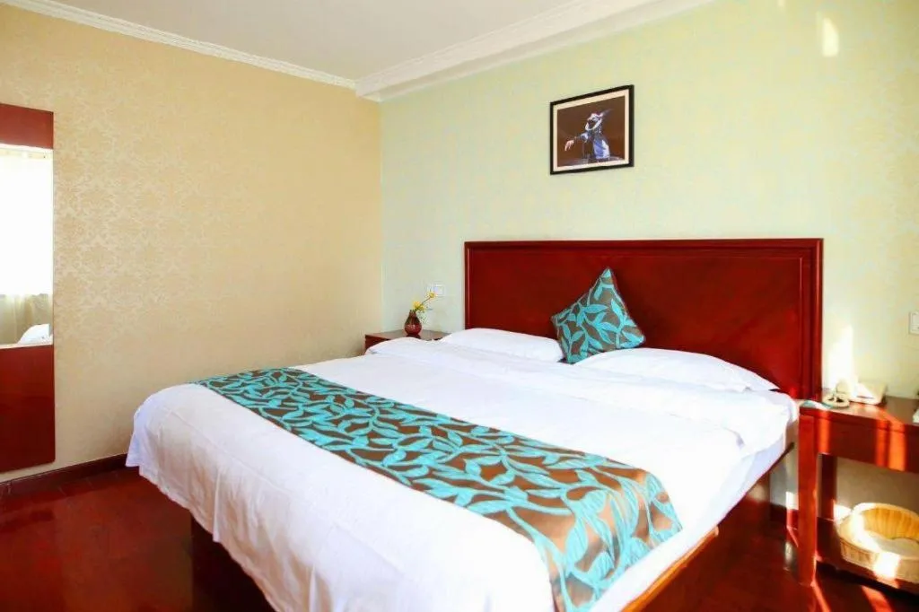 Bed in GreenTree Inn Wuxi Guangrui Road Hotel