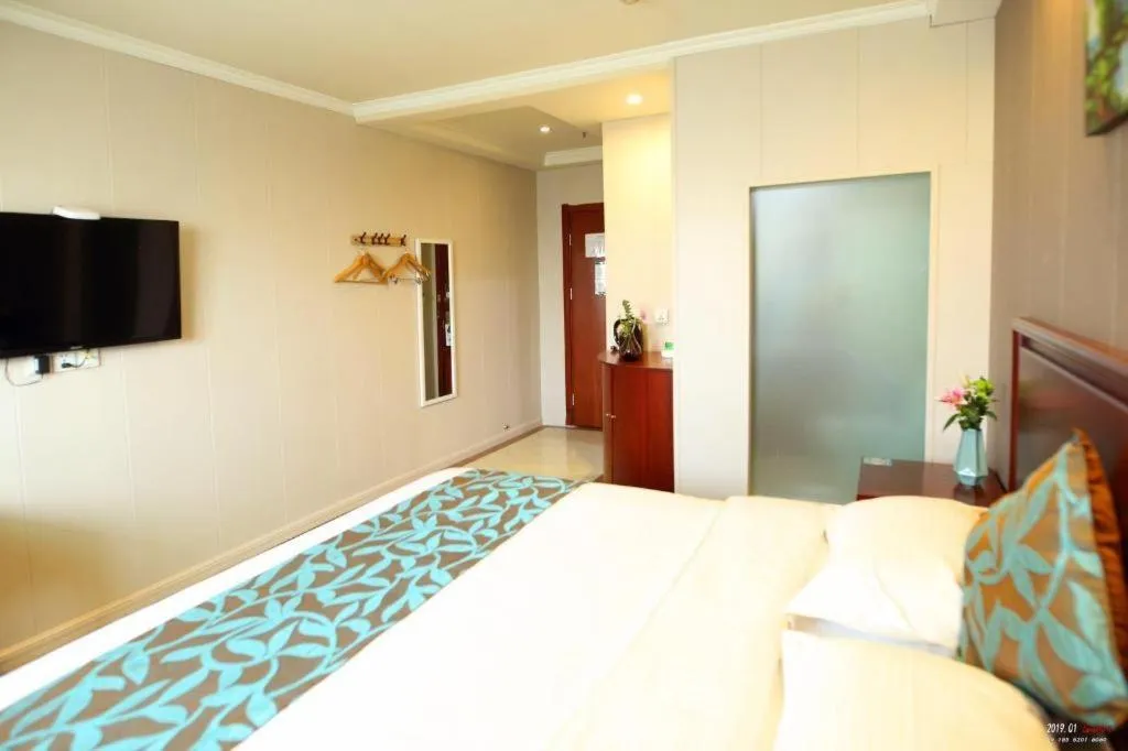 Bed in GreenTree Inn Wuxi Guangrui Road Hotel