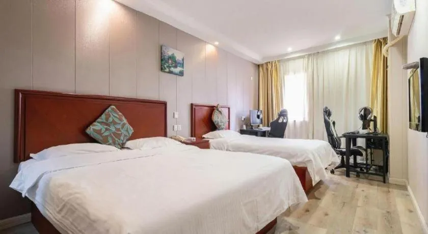 Bed in GreenTree Inn Wuxi Guangrui Road Hotel