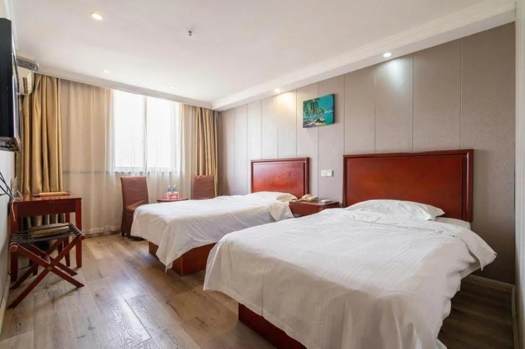 Bed in GreenTree Inn Wuxi Guangrui Road Hotel