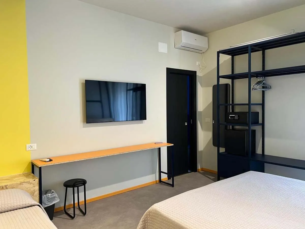 Bed in Fantini Club Hotel