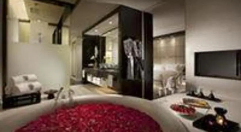 Bed in Banyan Tree Tianjin Riverside