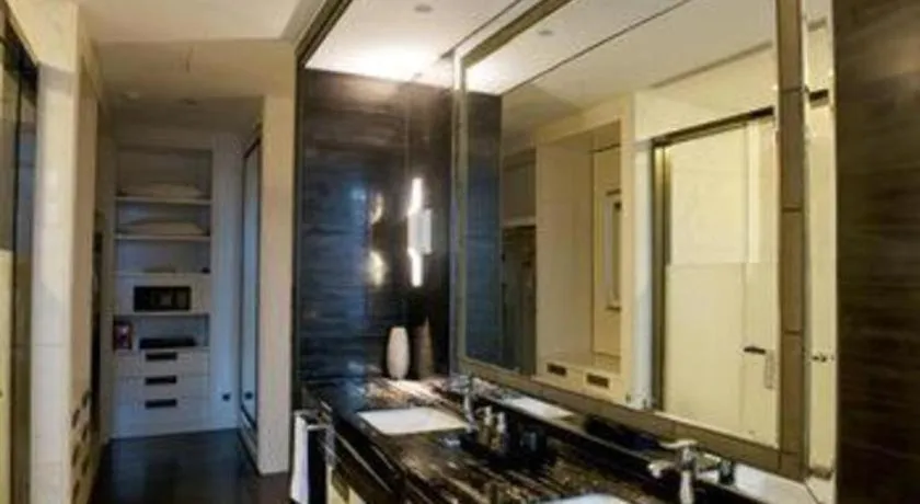 Banyan Tree Tianjin Riverside